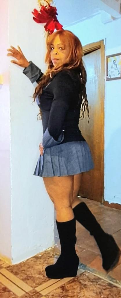 613261908: Chica busca chico en Cantabria