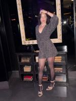 614053387: Chica busca chico en Sevilla