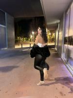 614210813: Chica busca chico en Barcelona