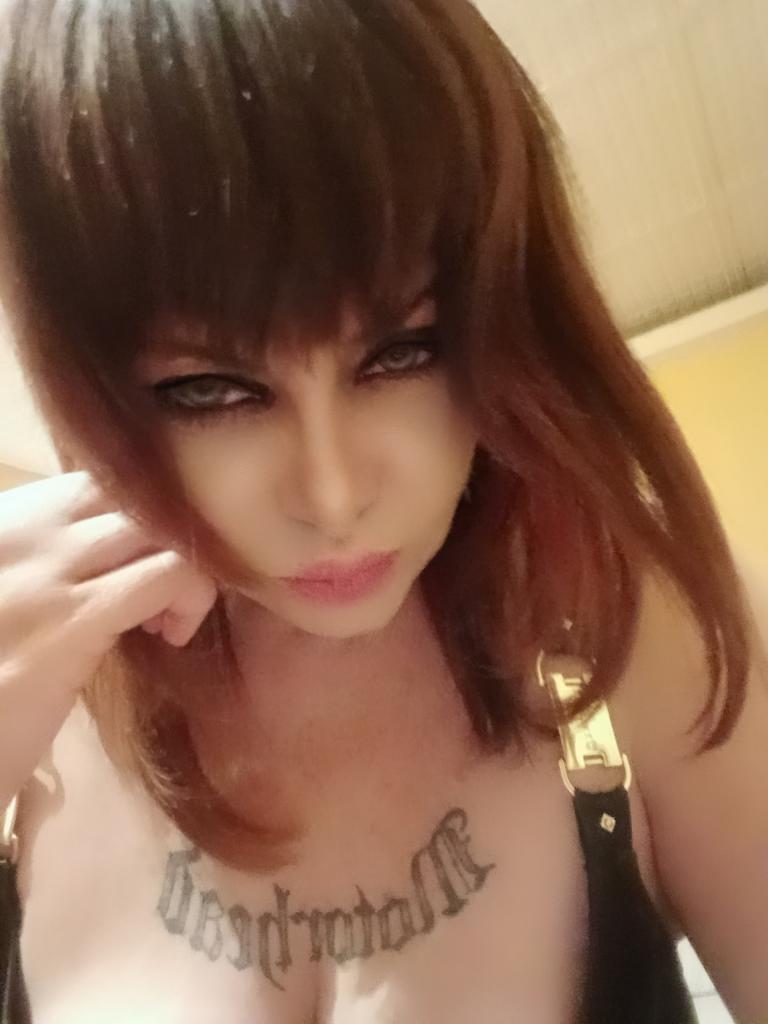 613962573: Chica busca chico en Asturias