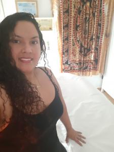 694624655: Chica busca chico en Madrid