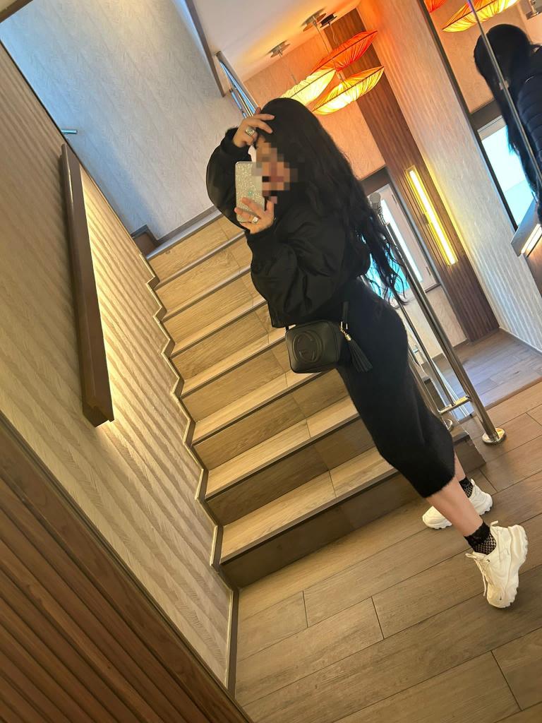 678717275: Chica busca chico en Barcelona