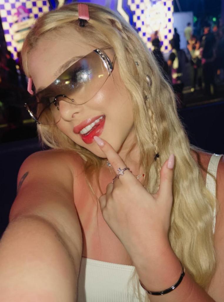 603355709: Chica busca chico en Murcia