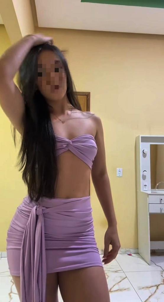 632194996: Chica busca chico en León