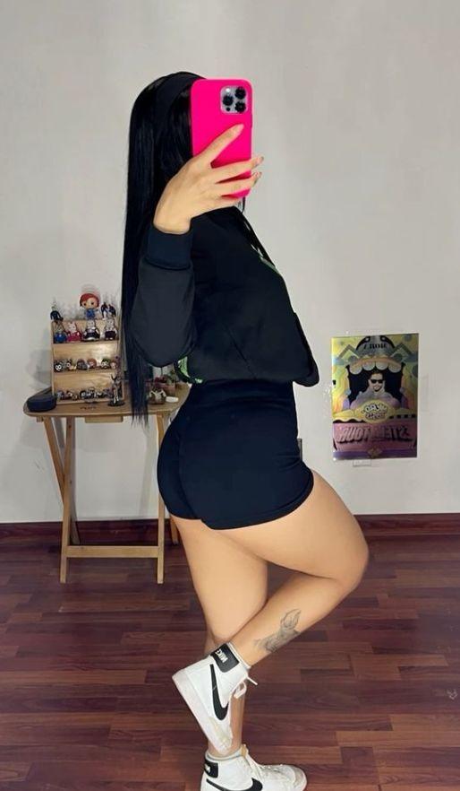 Chica busca chico en Granada: 