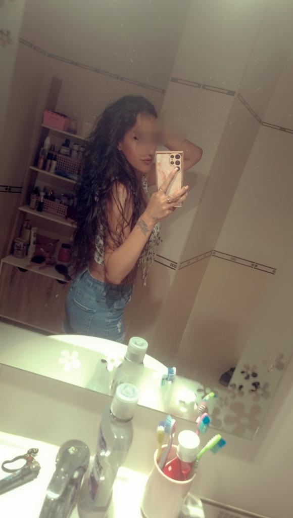607255285: Chica busca chico en Valencia
