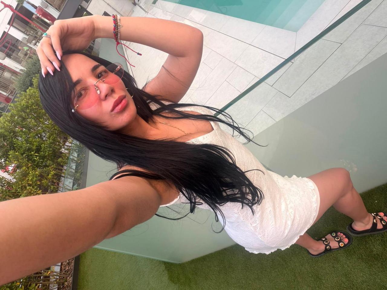 665365487: Chica busca chico en Menorca