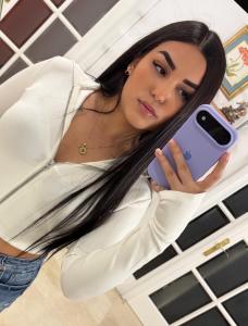 613499209: Chica busca chico en Tarragona