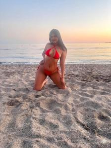 610304461: Chica busca chico en Cádiz