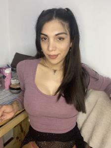 641779605: Chica busca chico en Navarra