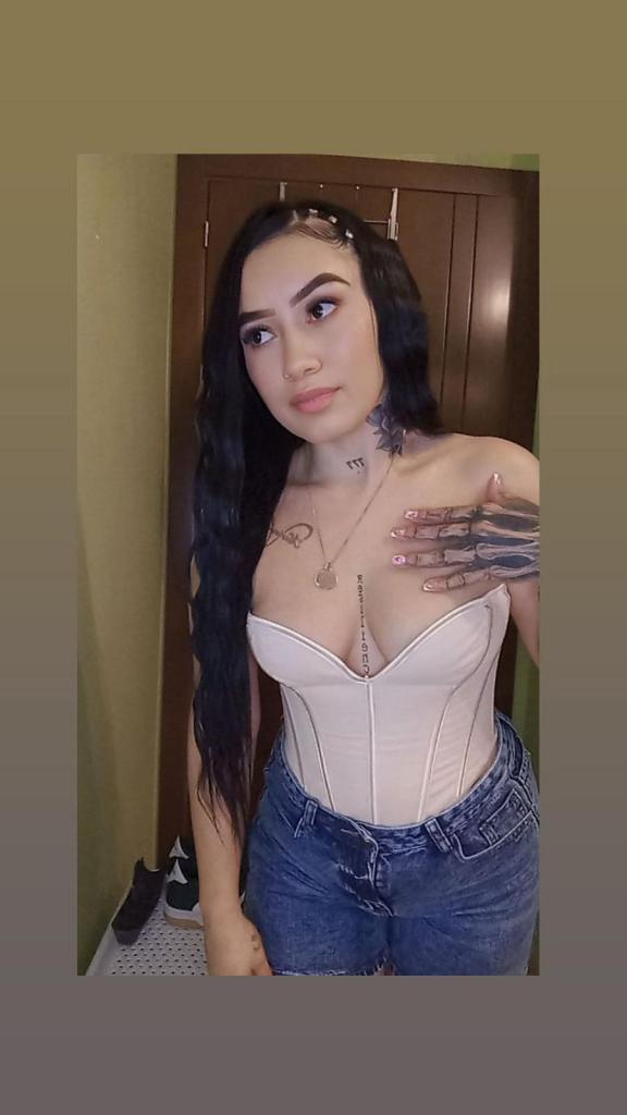 Chica busca chico en Cádiz: 
