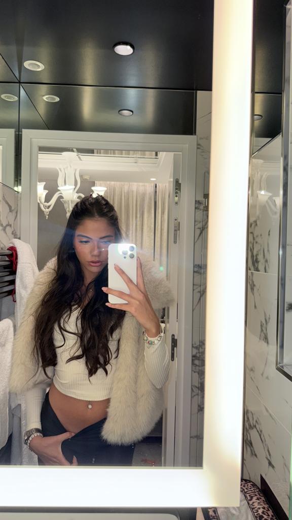 620470454: Chica busca chico en Madrid