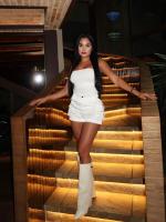 671742133: Chica busca chico en Barcelona