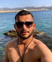 607298961: Chico busca chica en Ibiza