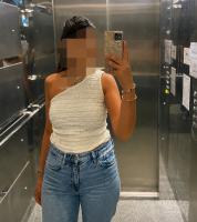 647368341: Chica busca chico en Madrid