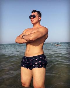 623742491: Chico busca chica en Madrid