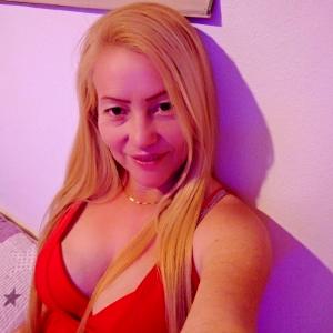 613884062: Chica busca chico en Murcia