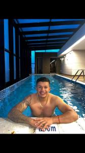 Chico busca chica en Madrid: 