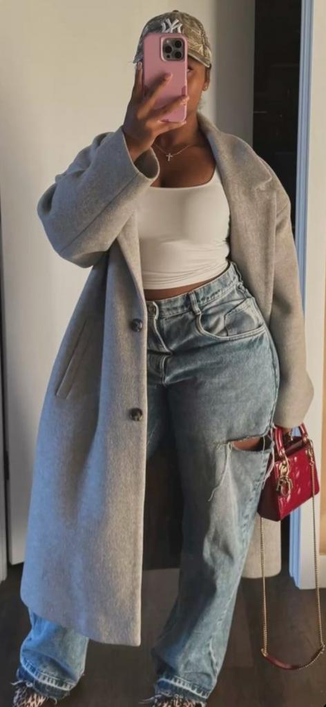 Chica busca chico en Huelva: 