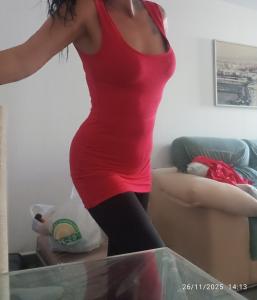 604226282: Chica busca chico en Málaga