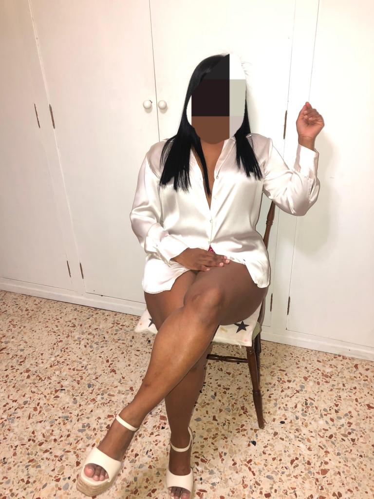 603350788: Chica busca chico en Cáceres