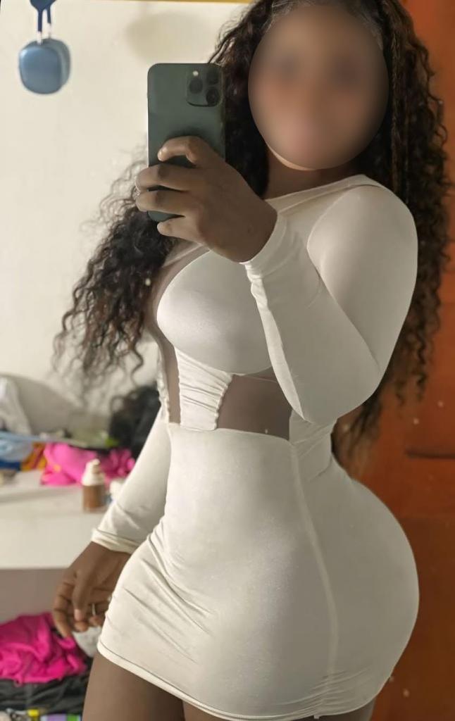 Chica busca chico en Tenerife: 