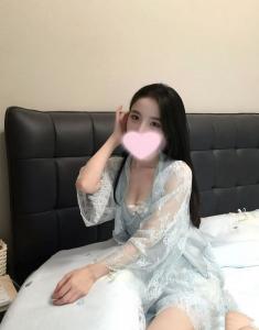 640088343: Chica busca chico en Madrid