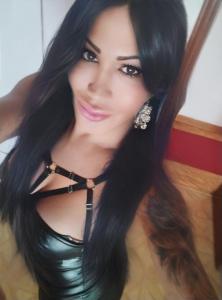 697229451: Transexual en Gerona