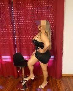 641697086: Chica busca chico en Pontevedra