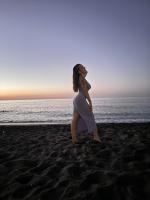 607192497: Chica busca chico en Madrid