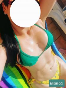 643243236: Chica busca chico en La Coruña