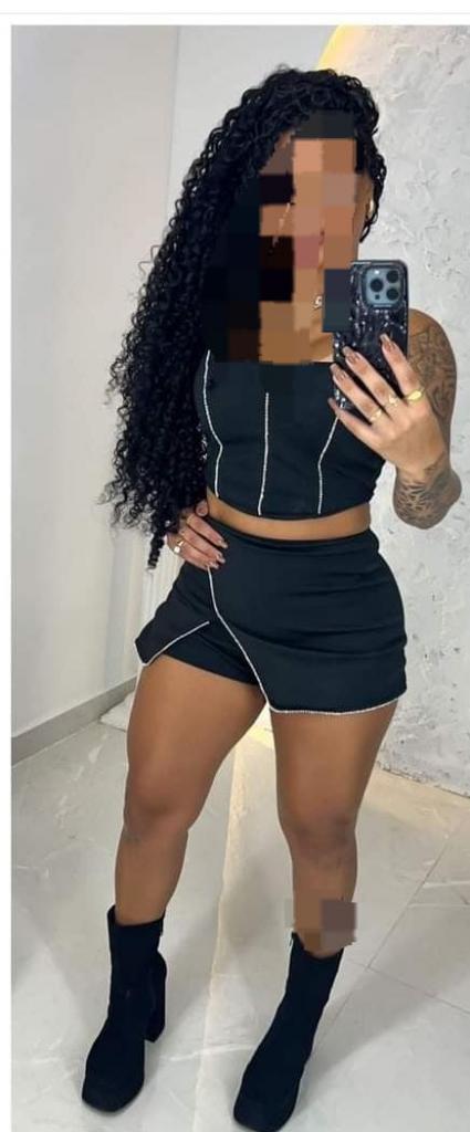 Chica busca chico en La Coruña: 