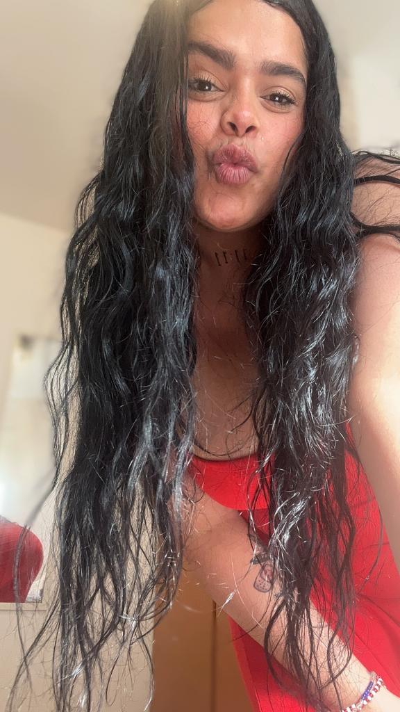 677230923: Chica busca chico en Barcelona