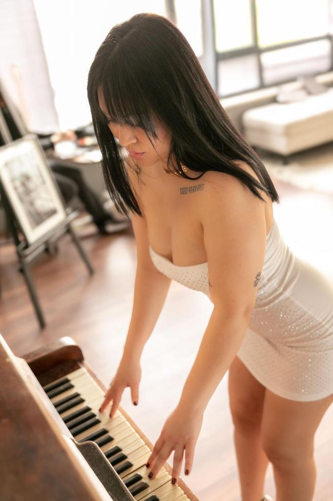 Chica busca chico en Madrid: 