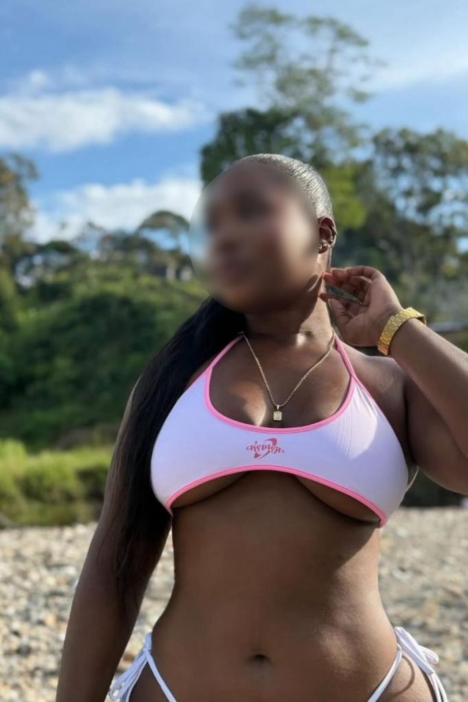 Chica busca chico en Cádiz: 