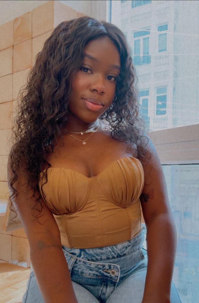 Chica busca chico en Valencia: Chica busca chico