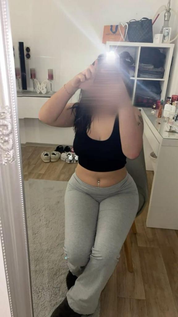 Chica busca chico en Tenerife: 