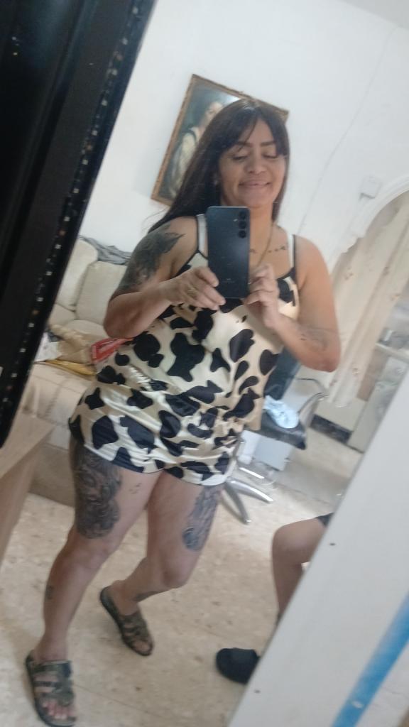 614938384: Chica busca chico en Sevilla