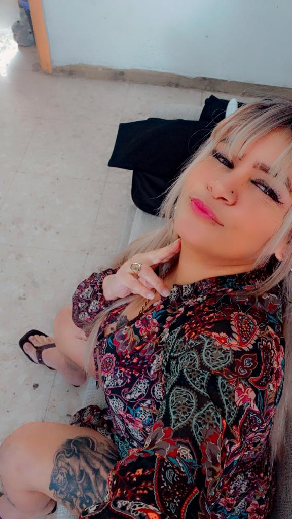 Chica busca chico en Sevilla: 