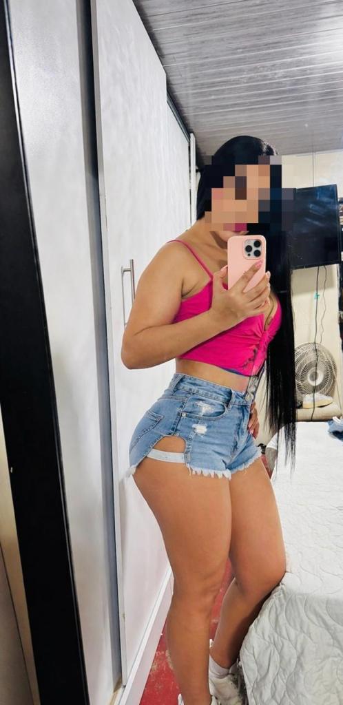 670879017: Chica busca chico en Lérida