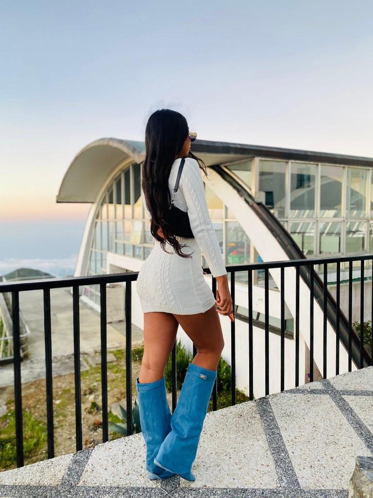 604291945: Chica busca chico en Cádiz