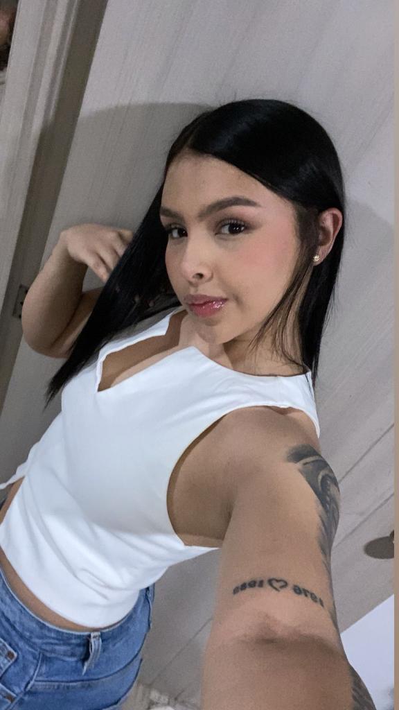 613503898: Chica busca chico en Almería