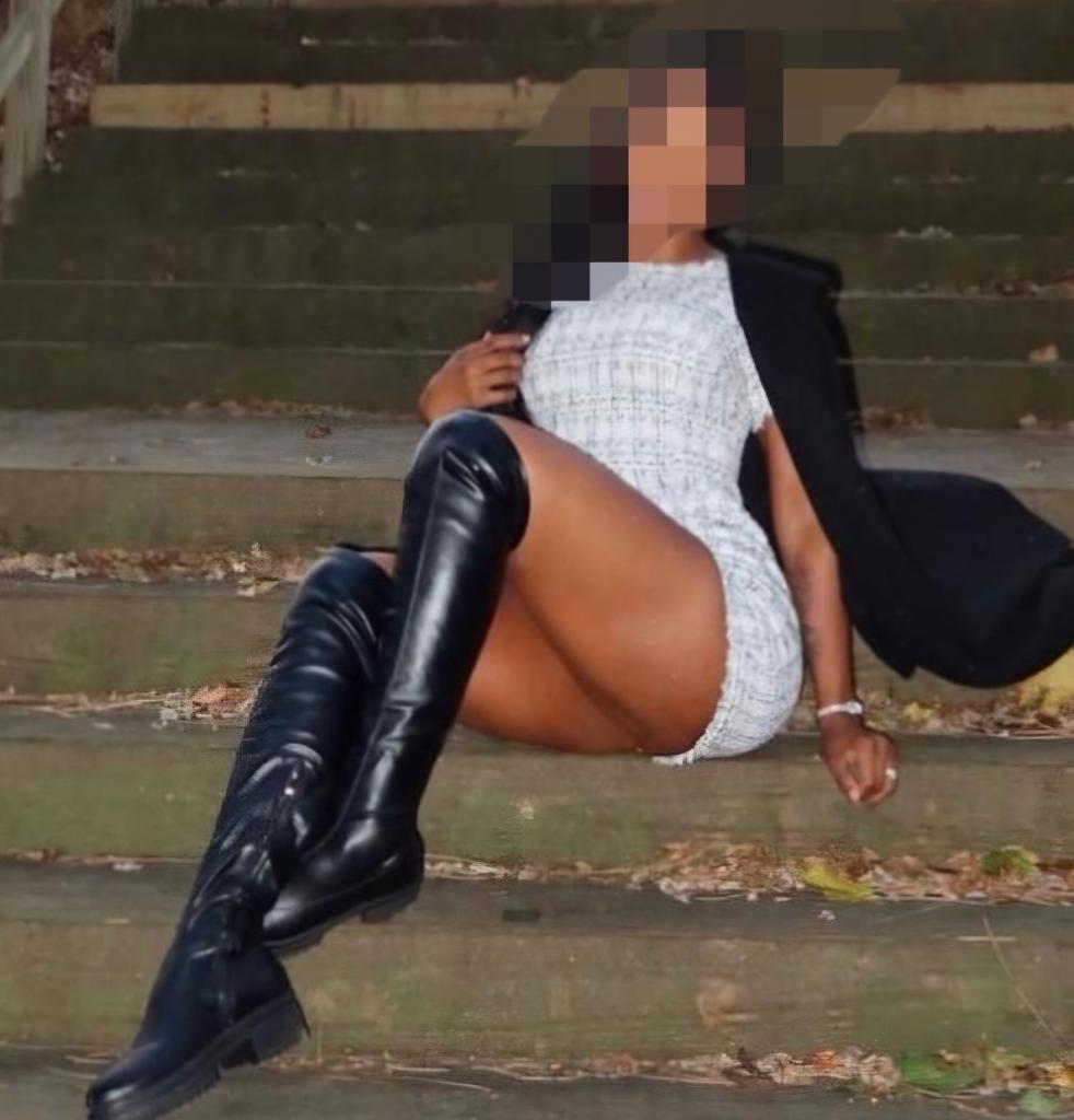 Chica busca chico en Barcelona: 