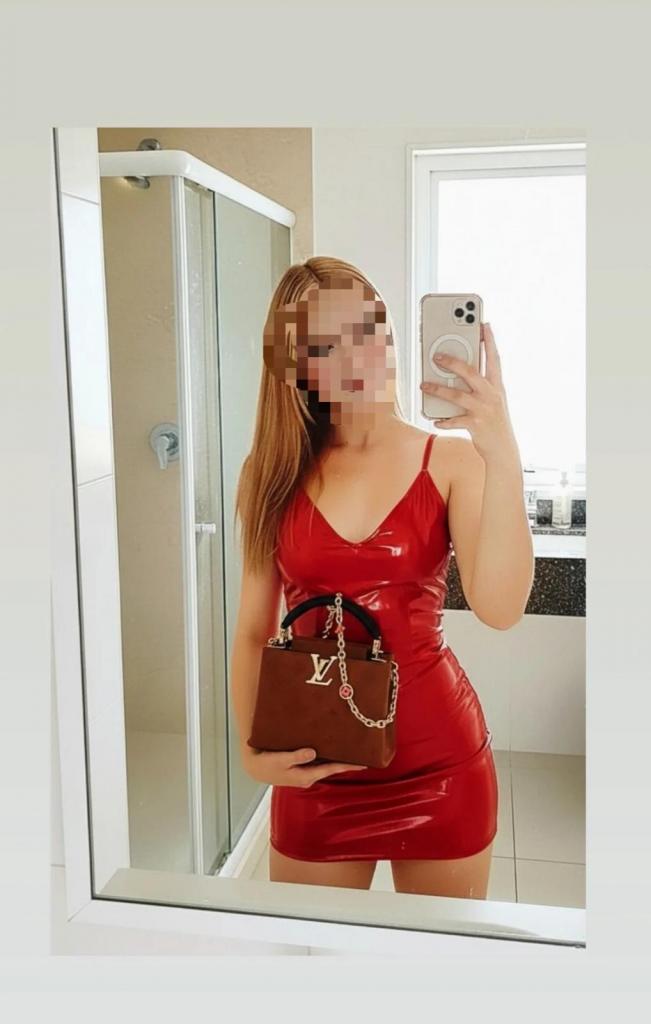 Chica busca chico en La Coruña: 