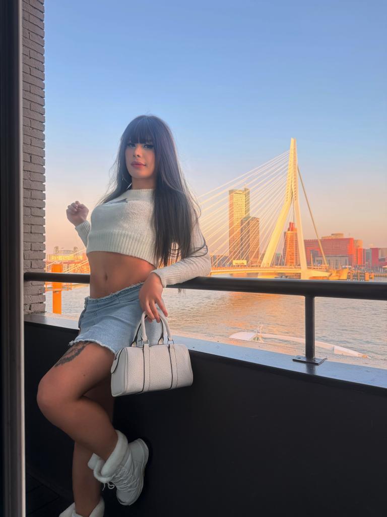 603294217: Transexual en Barcelona