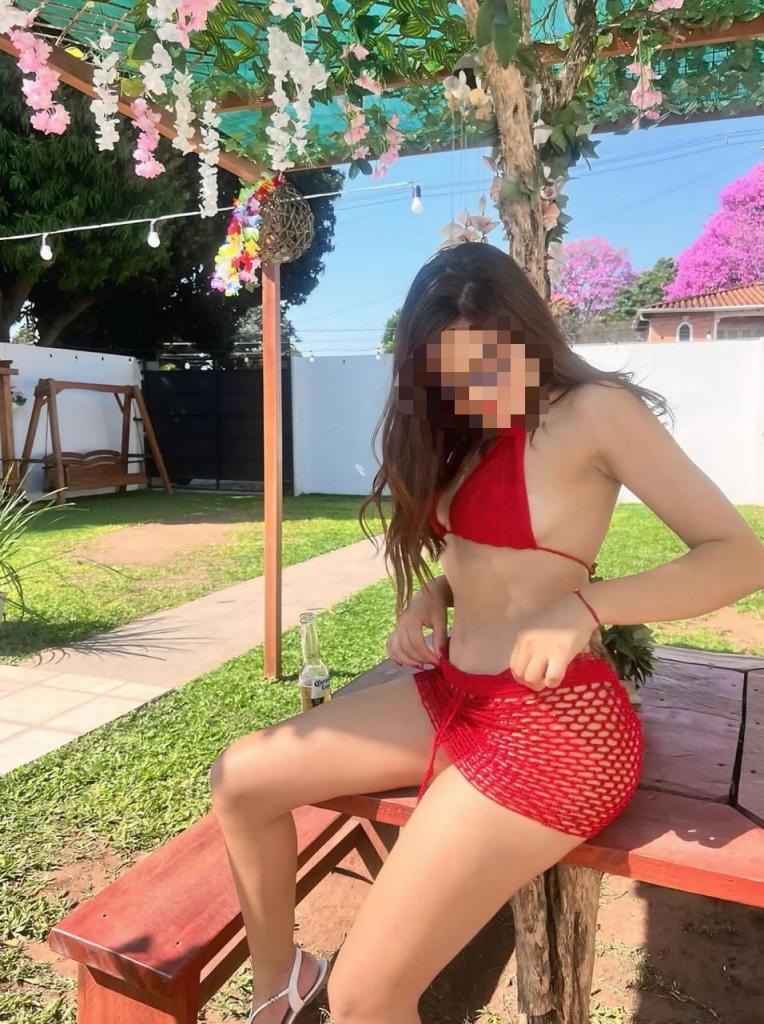 Chica busca chico en La Coruña: Chica busca chico