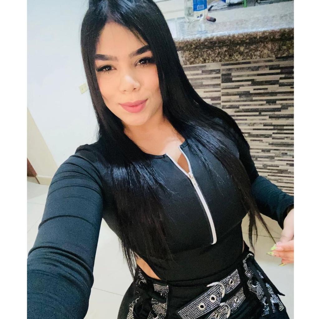 Chica busca chico en Tarragona: Chica busca chico