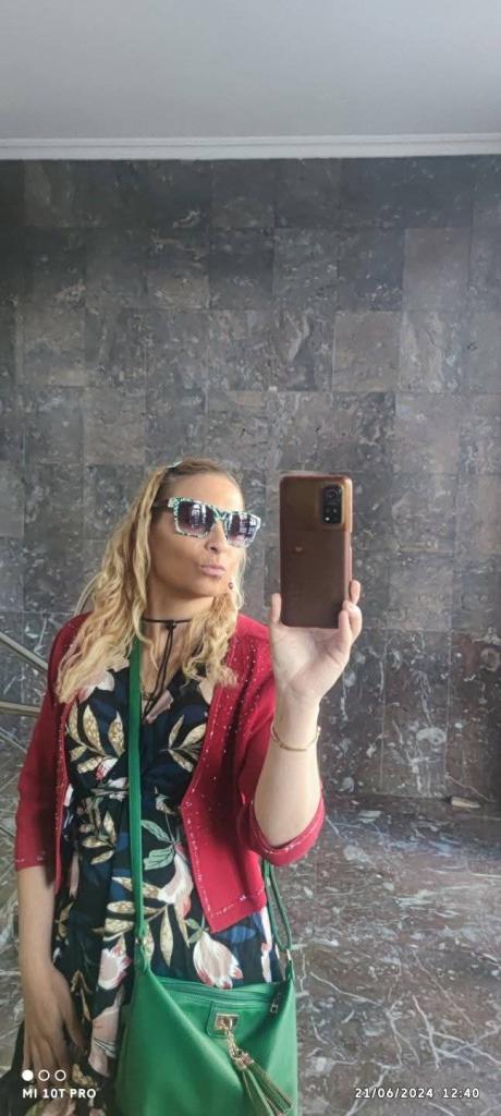 643087668: Chica busca chico en Zaragoza