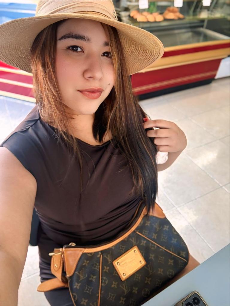 677854610: Chica busca chico en Tenerife