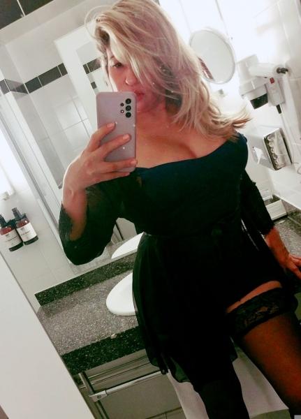 Chica busca chico en Lérida: 